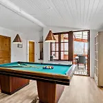 4 Bedroom Awesome In