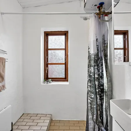 Feriehus 4 Bedroom Awesome In *