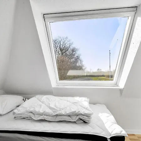 Casa de Férias 4 Bedroom Awesome In Rudkøbing
