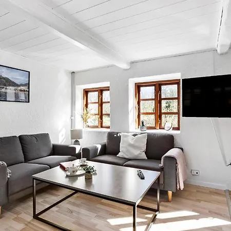 Semesterbostad 4 Bedroom Awesome In