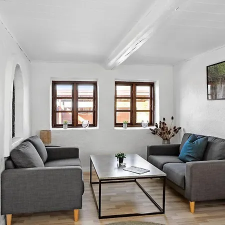 Semesterbostad 4 Bedroom Awesome In Rudkøbing