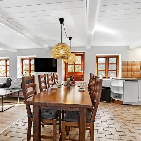 Semesterbostad 4 Bedroom Awesome In