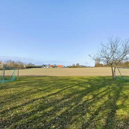 4 Bedroom Awesome In Semesterbostad Rudkøbing