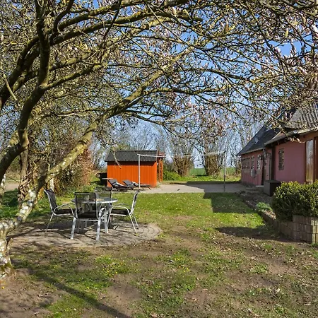 Semesterbostad 4 Bedroom Awesome In Rudkøbing