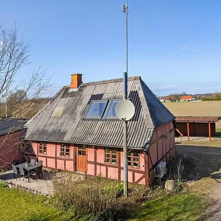 Beautiful In With Wifi Holiday home