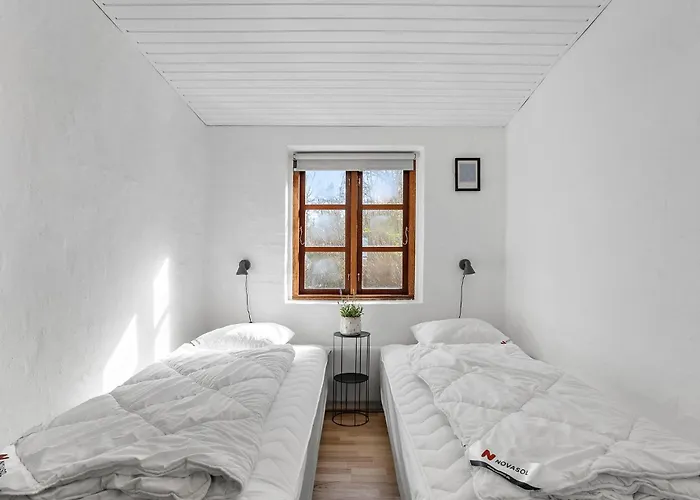 Semesterbostad 4 Bedroom Awesome In Rudkøbing
