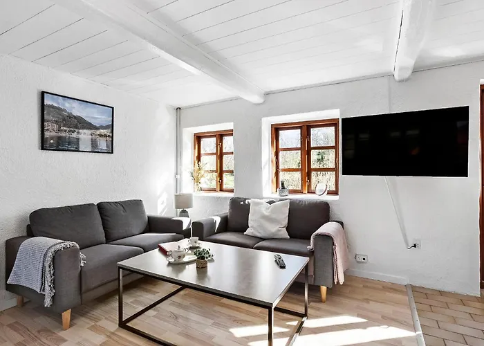 Semesterbostad 4 Bedroom Awesome In