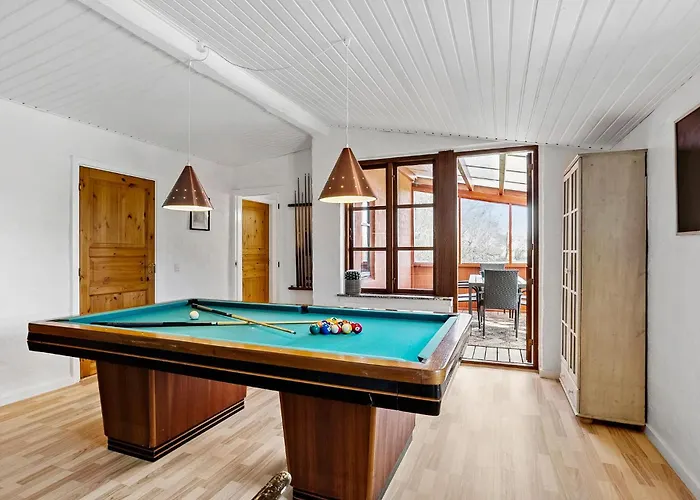 4 Bedroom Awesome In